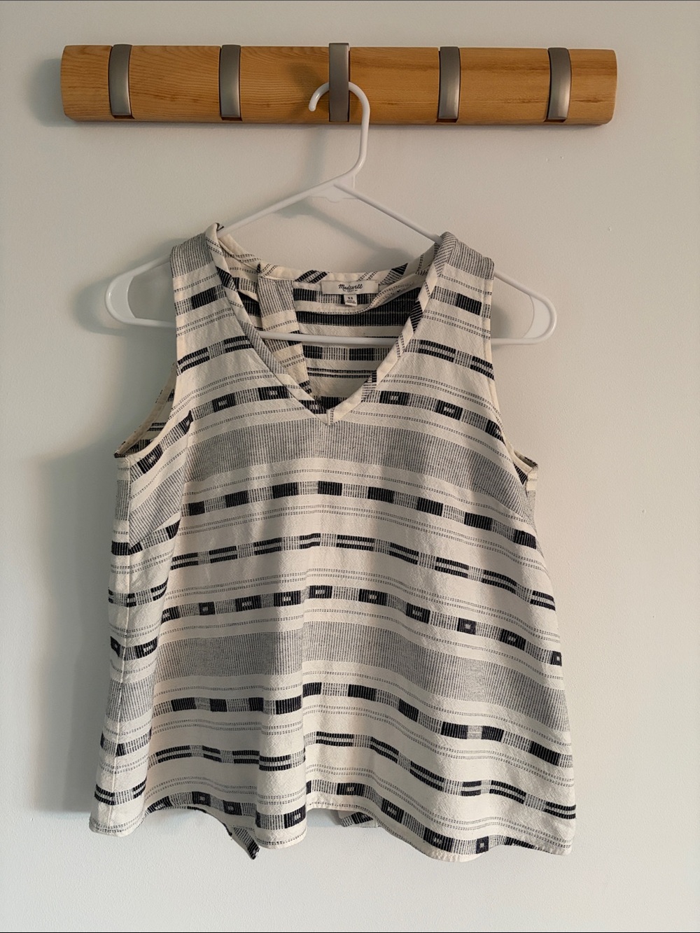Madewell Sleeveless V-Neck Linen Striped Tank Top Cropped Open Back